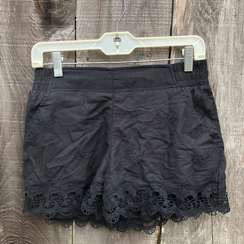 Lace shorts